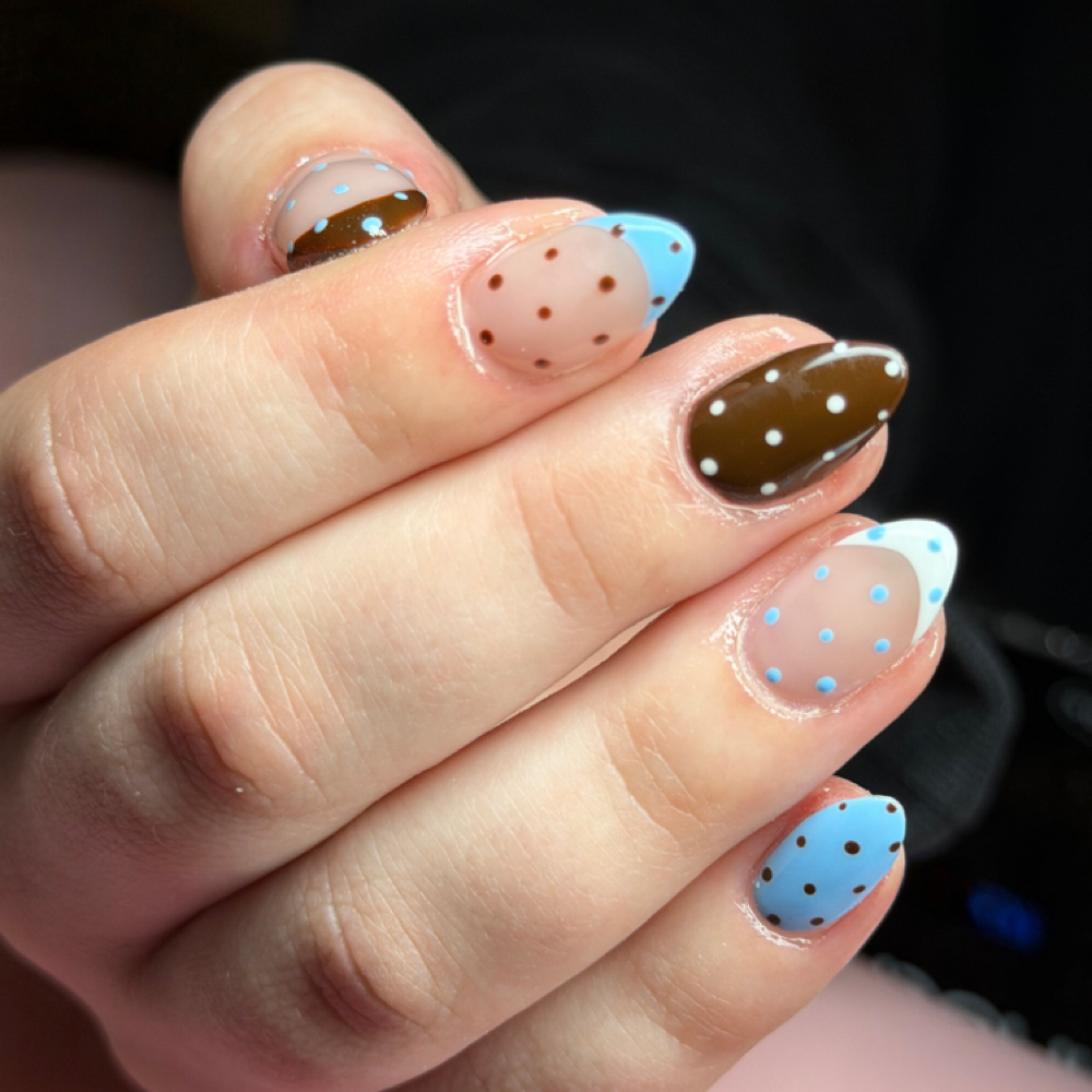 Gel polish removal & application at jamileesnailz in De Soto, MO