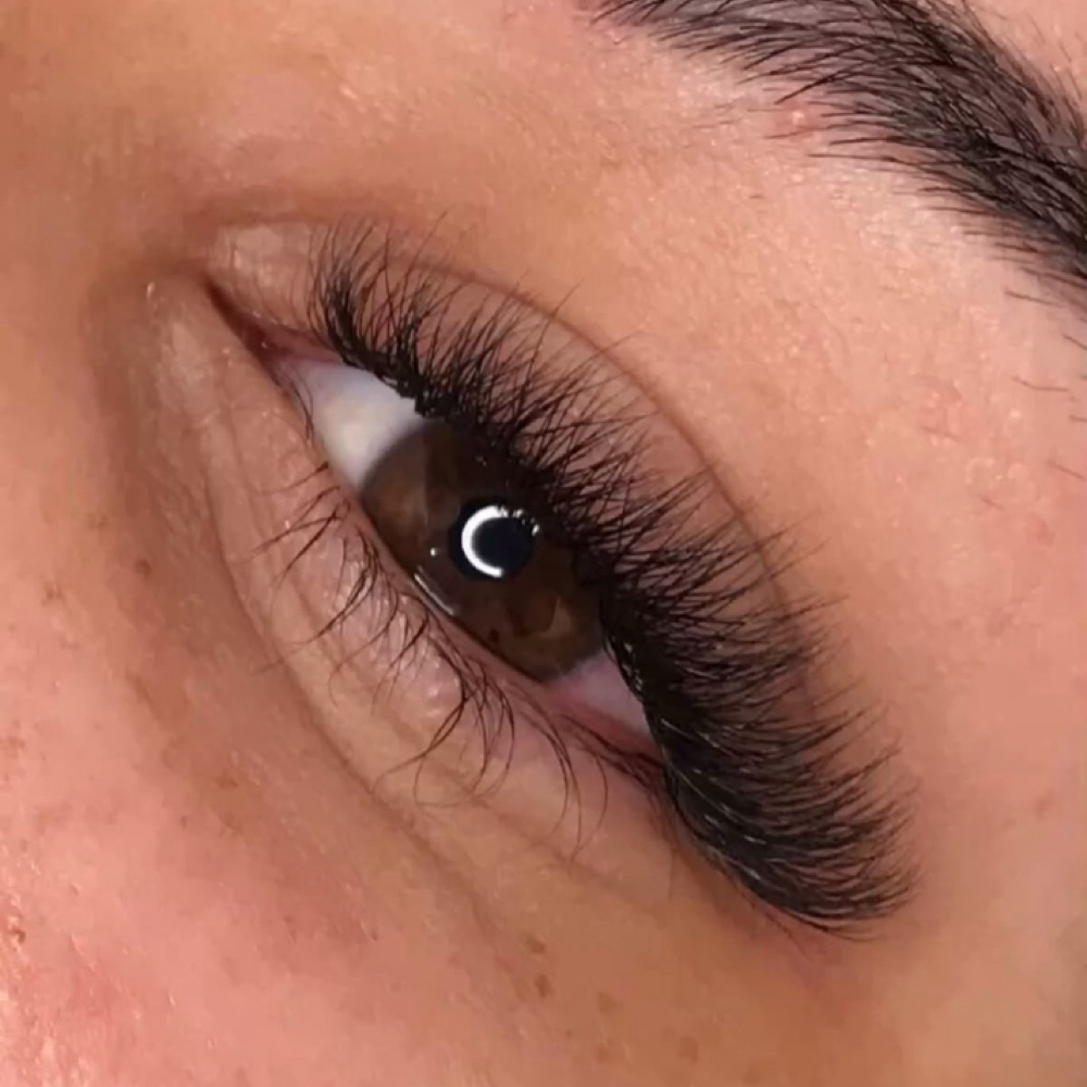 Volume Lash Full Set