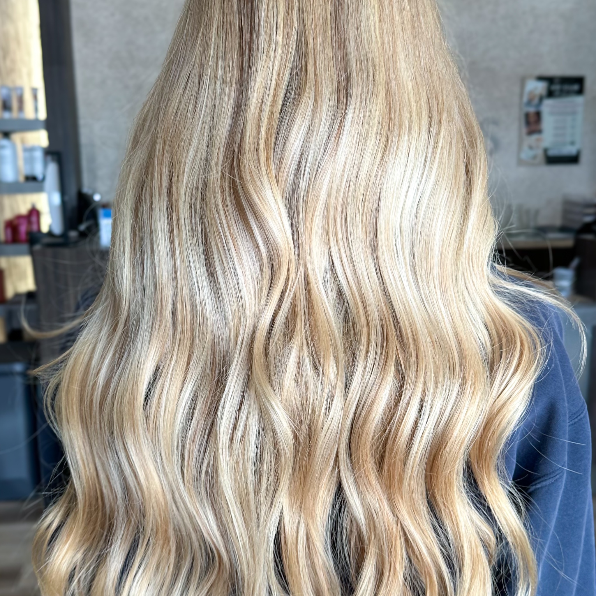 Full Blonding Service