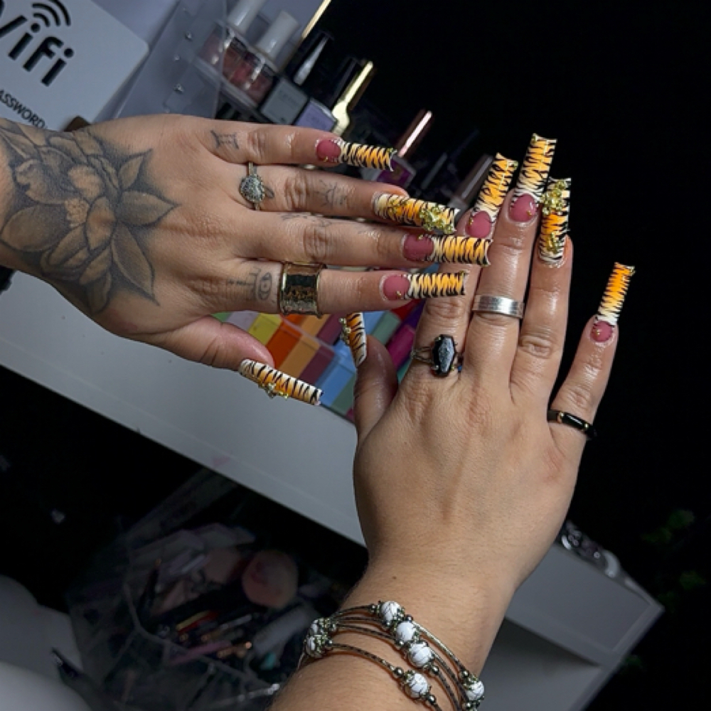 acrylic fill at Jordan’s Creations in brandon, FL