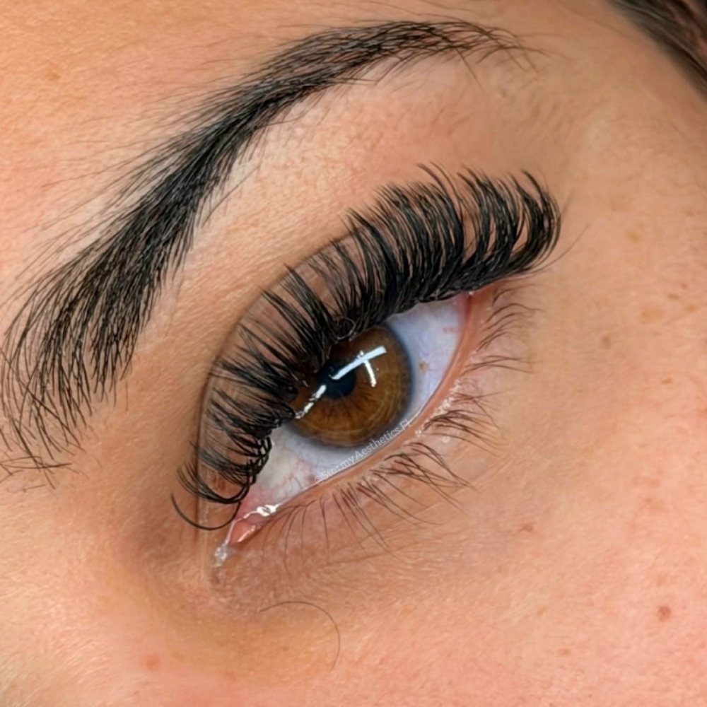 Wet Full Set at Stormy Aesthetics in Clearwater, FL