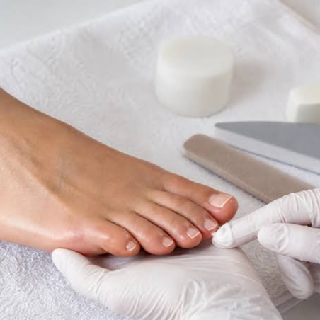 MINI PEDICURE at Skin Room in Chicago, IL