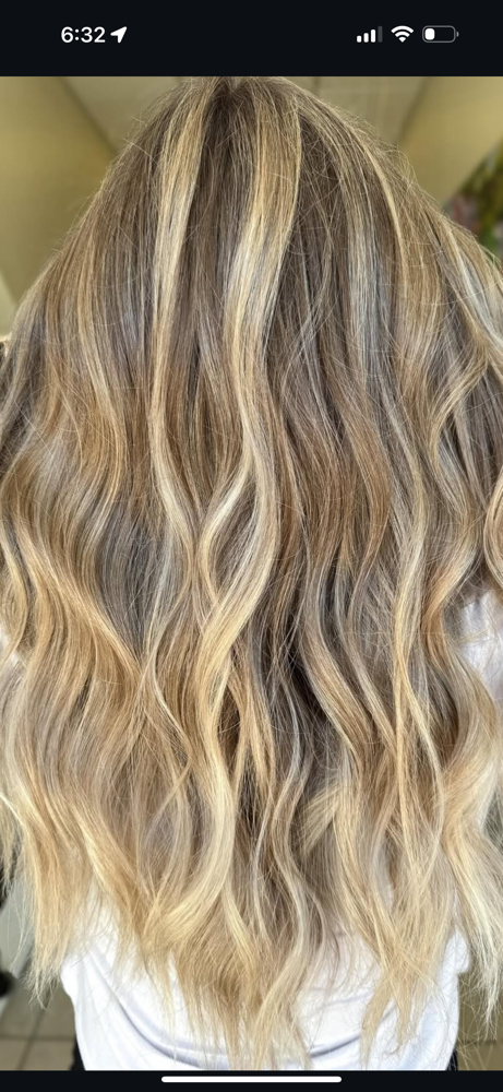 Lived In Blonding/gloss/cut