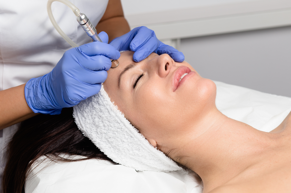 Facial - Dermaplane Facial