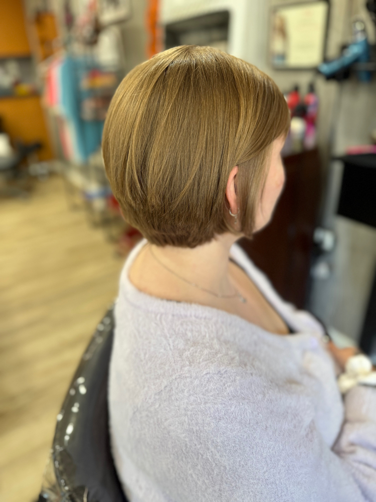 Womens Short Hair Cut