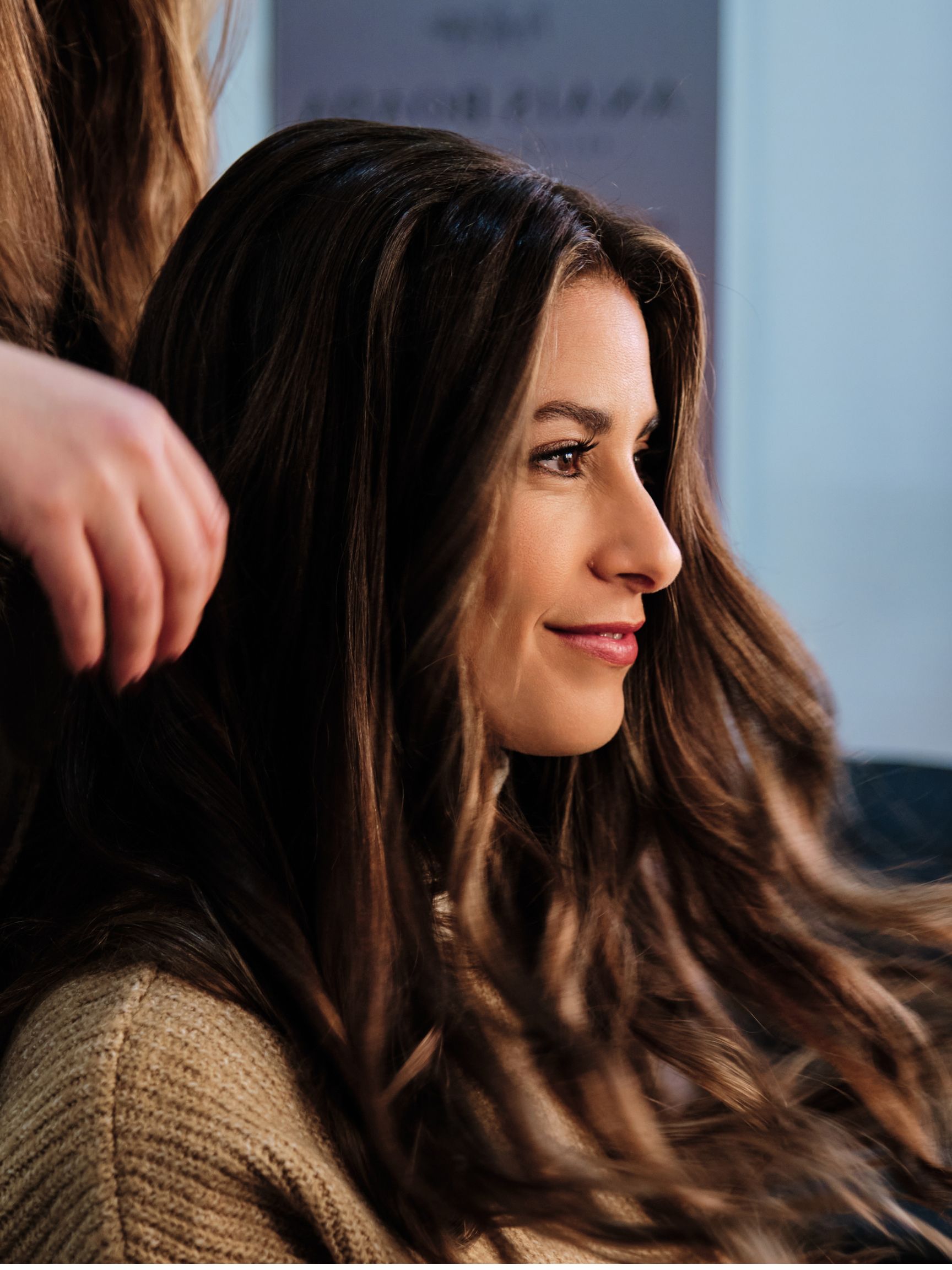 Women's Haircut & Style
