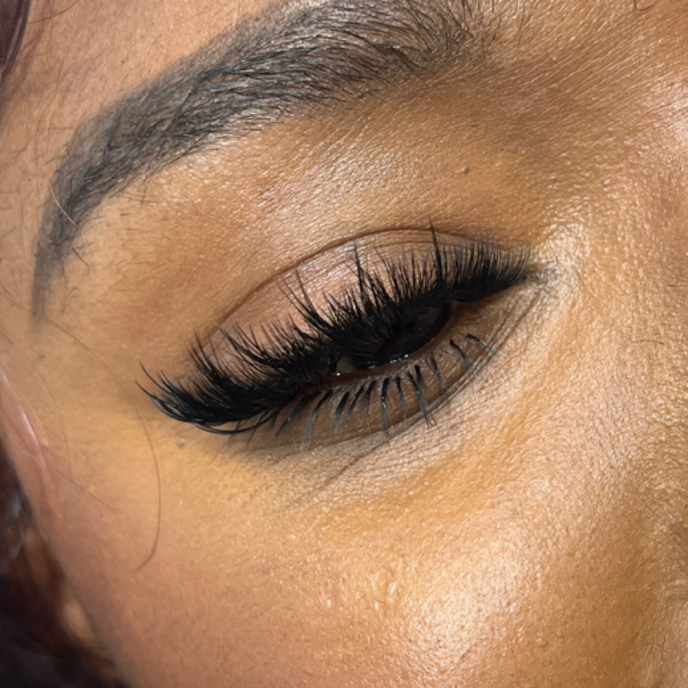 CC Set Wispy Mega Volume at Lashedxlaidbyc in Annapolis, MD