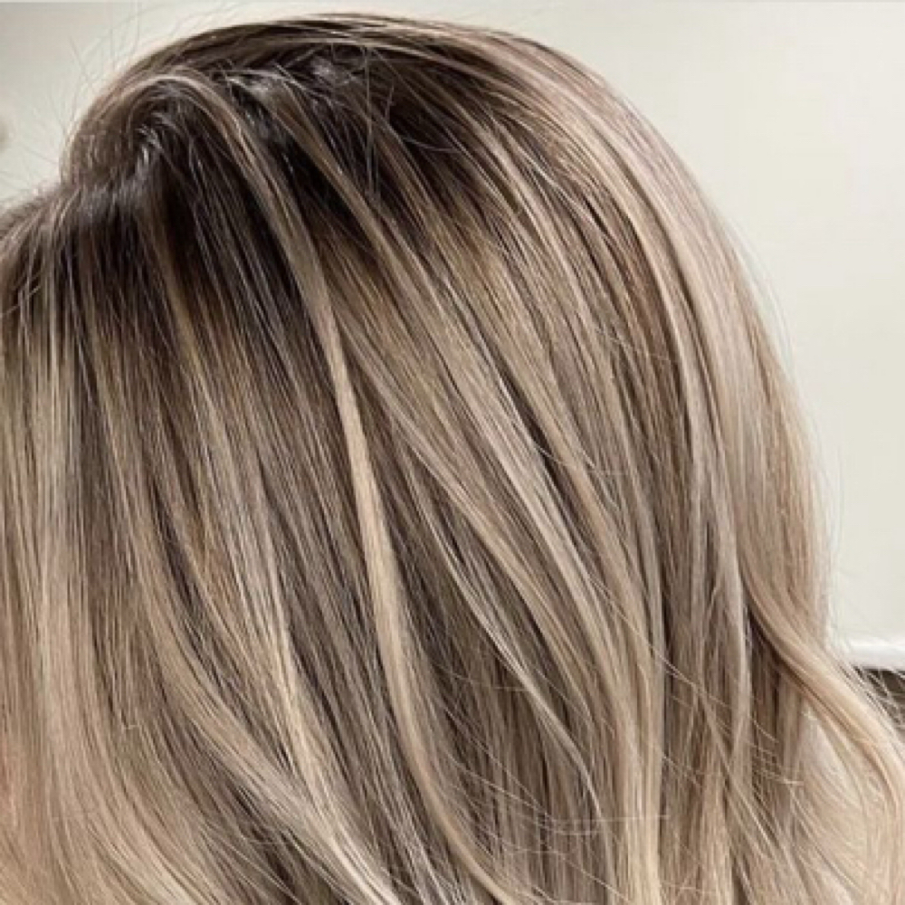 Highlights/bayalage/blonde at Hairby_noemi in Covina, CA