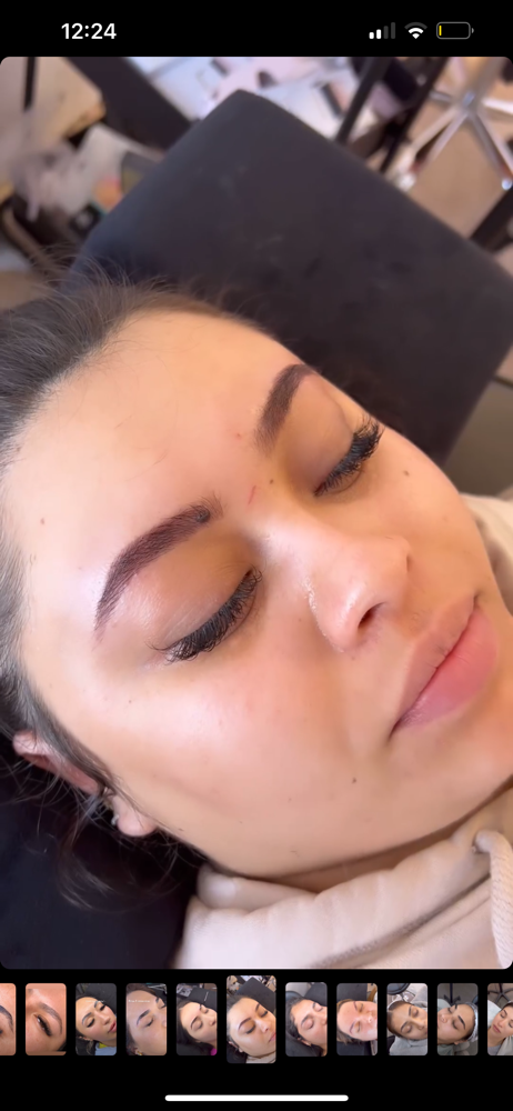 Eyebrow Clean Up + Tint