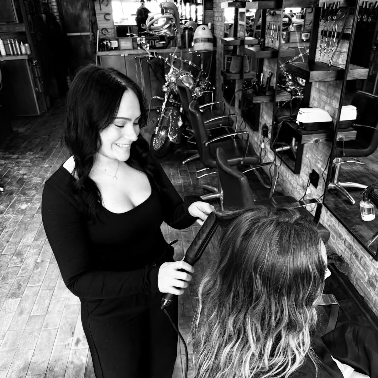 Grey Root Retouch with Layla at BlacktheSalon in Detroit, MI