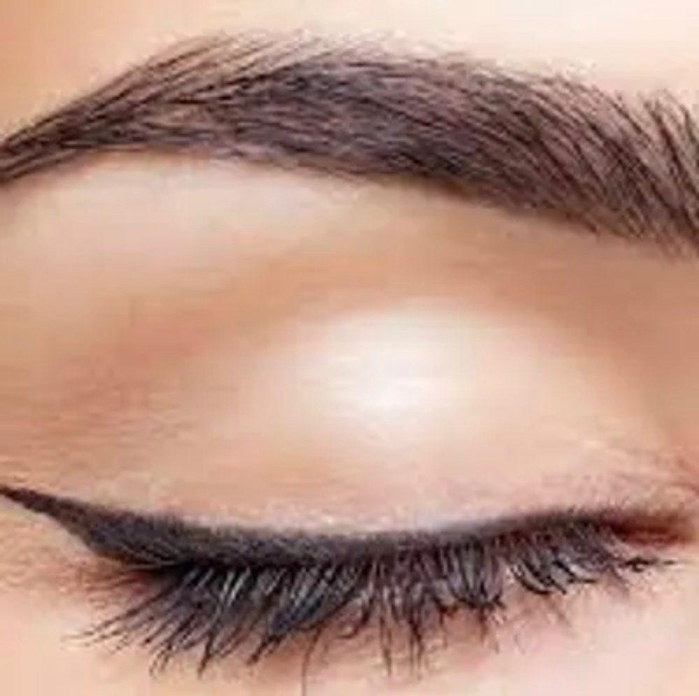 Eyebrow Wax