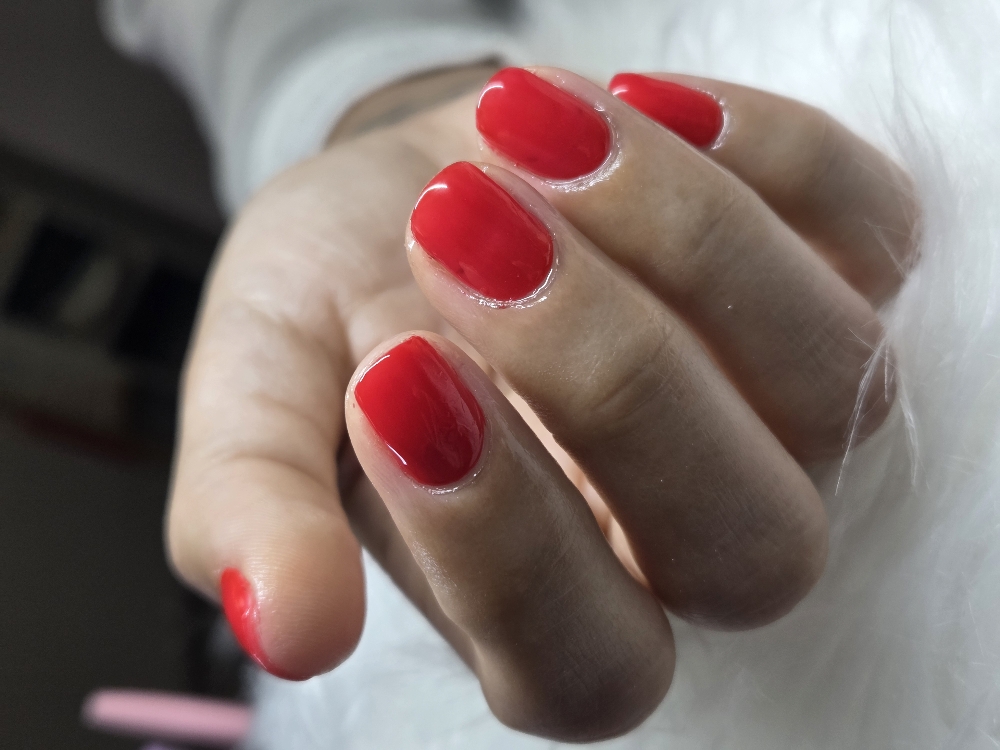 Rubber Base Manicure