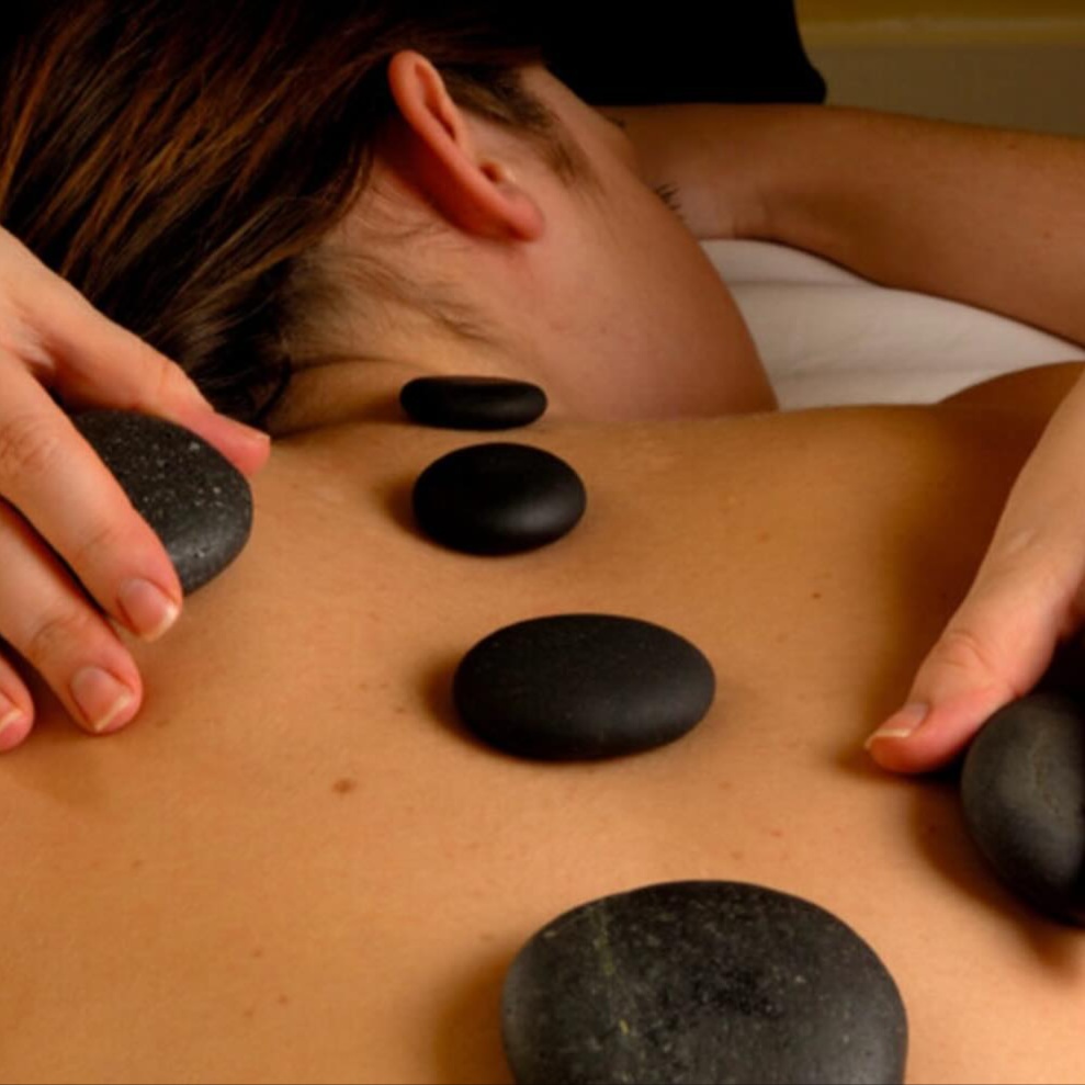 60 Minute Lux Hot Stone Massage