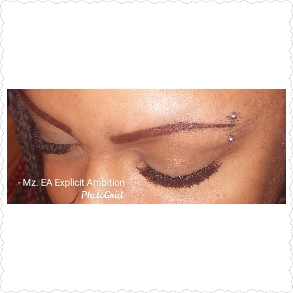Bottom Eyelash Full Set at EXOTIC NAILZ & STYLEZ LLC in Chicago, IL