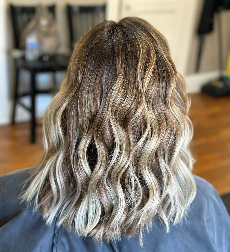 Customized Blonding - Partial