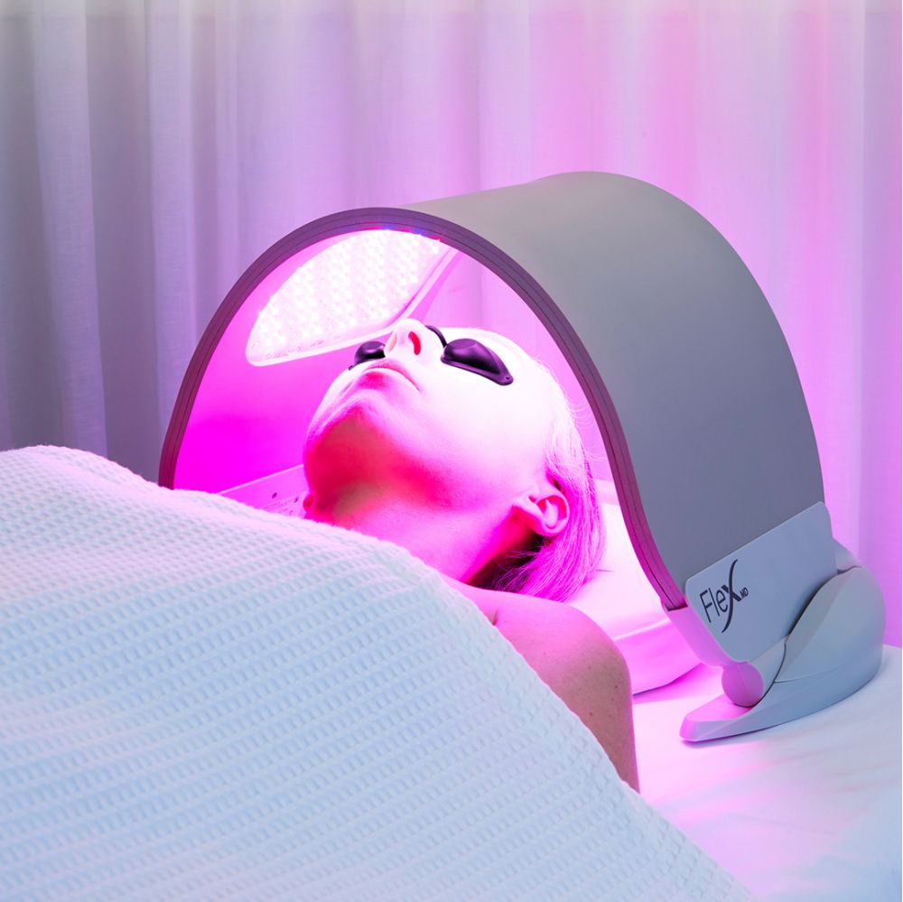 LED Light Therapy Facial