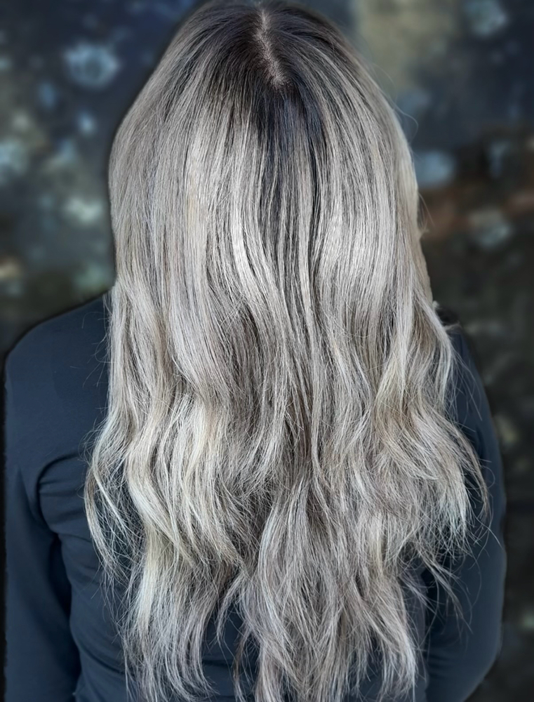 Highlight Root Retouch 1-3 inches at lenasbeautyspott in Escondido, CA