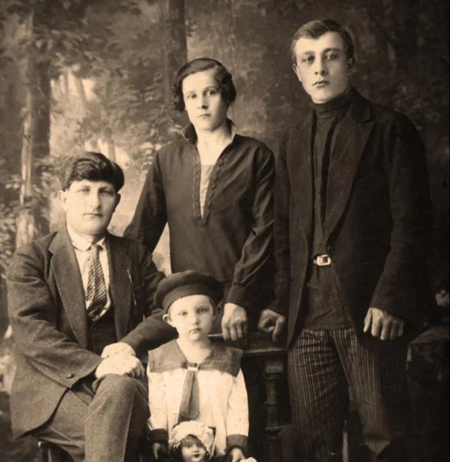 Family Tintype (1) 5x7 Portrait