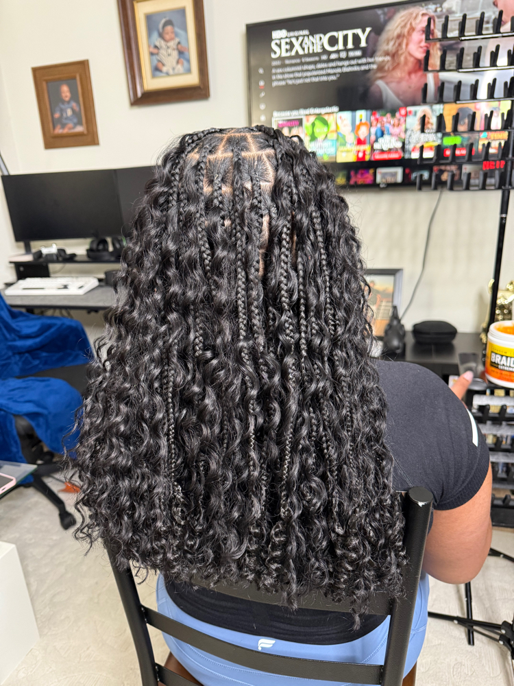 Boho Bob (Small,Mid-Back)