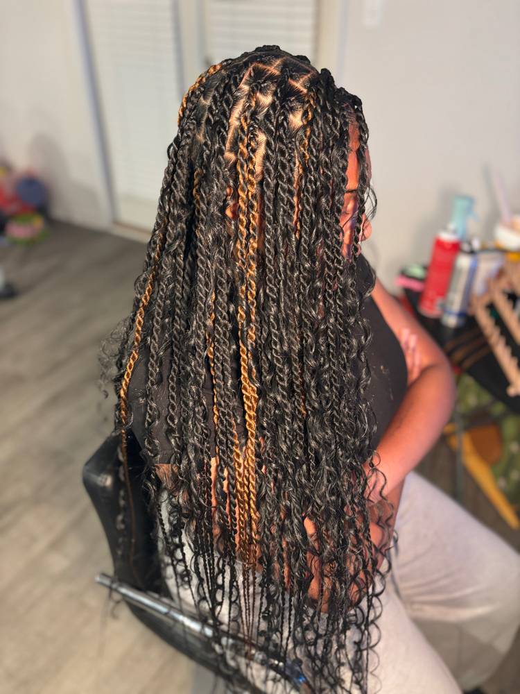 Island twist at Crowned by Lexx in Gpt/Biloxi, MS