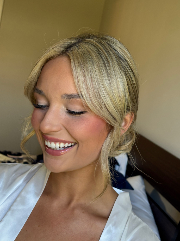 Makeup application bridesmaid/SPO