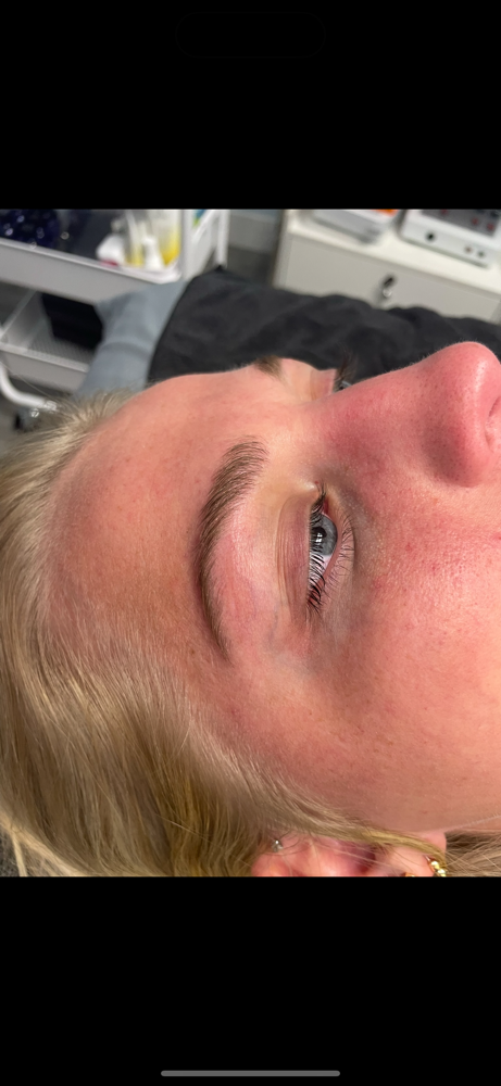 Brow Wax & Tint