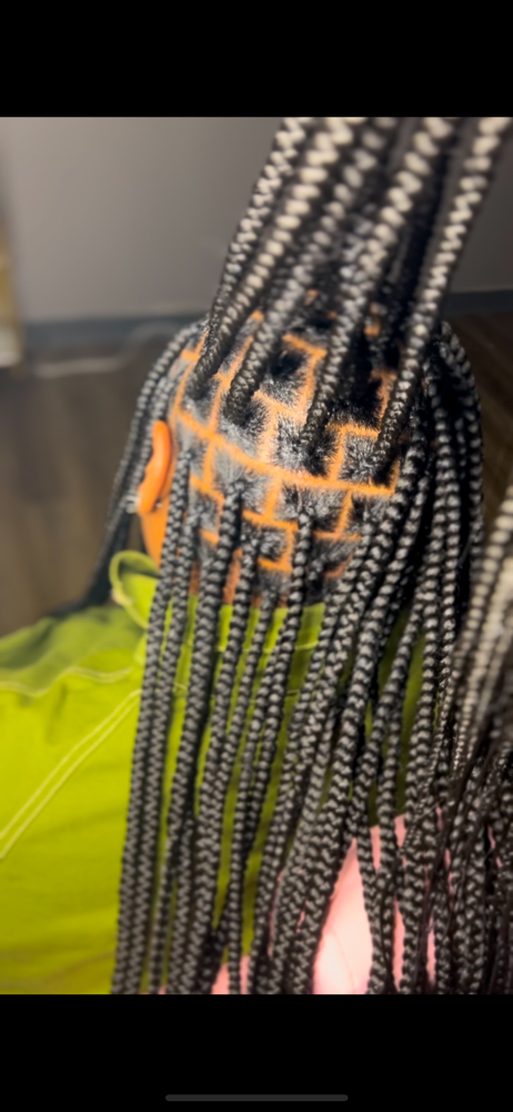 Medium Knotless at JackieofAllStrandz in Chattanooga, TN
