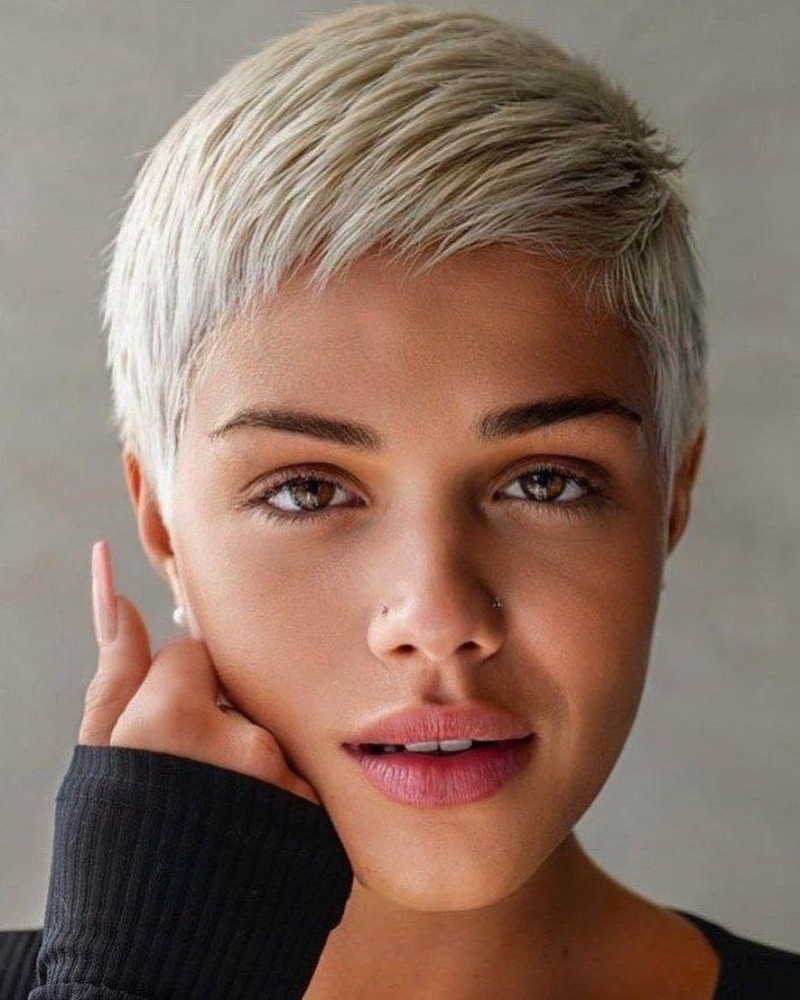Women's Pixie Haircut