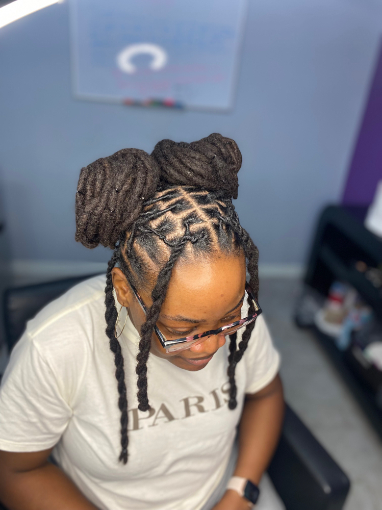 Loc Retwist Plus Styled Full Head