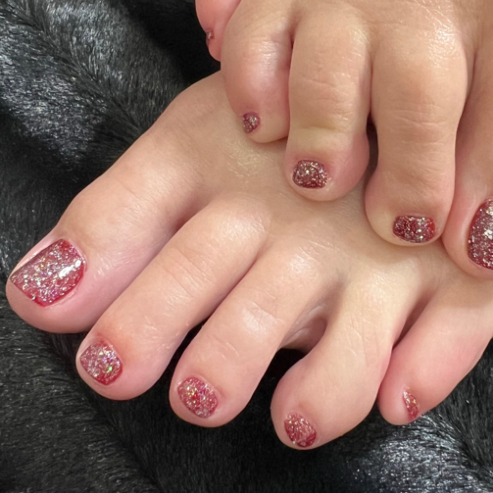 Delux Russian Pedicure at Nails by Sausha in Washington Court House, OH