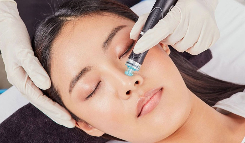 Platinum HydraFacial