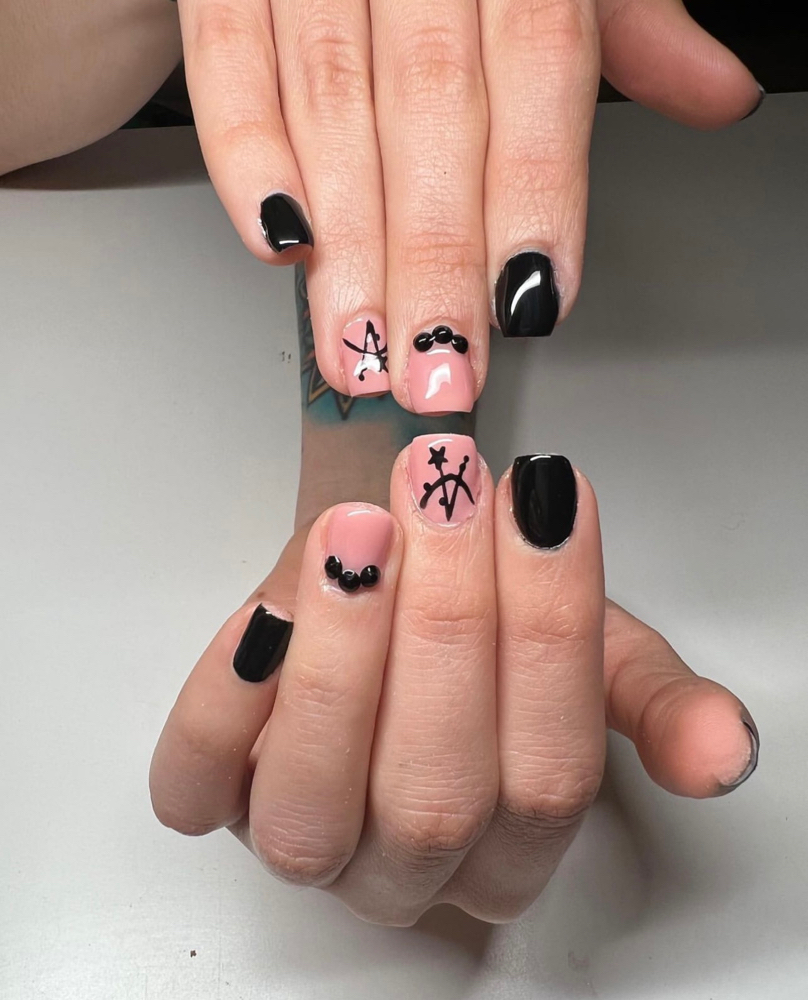 Dry Gel Manicure With Design