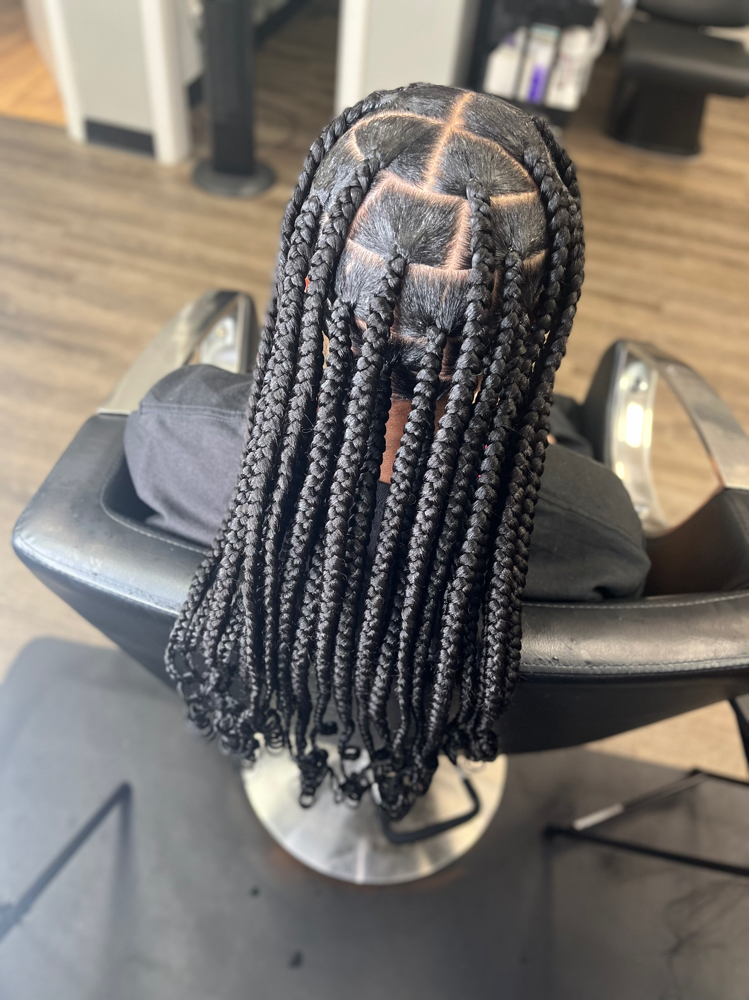 Large Knotless Braids