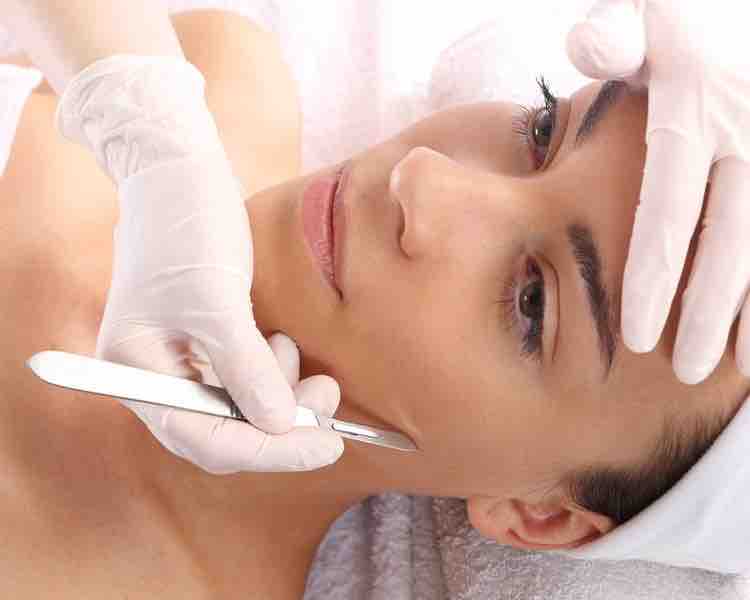 Dermaplane Pro Facial