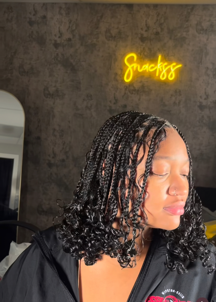 Knotless Bob W/ Curly Hair at Snatchedbysnackss in Charlotte, NC
