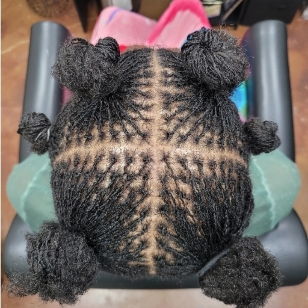 Sisterlocks(TM) Install Consultatio at LocsRocked in Killeen, TX