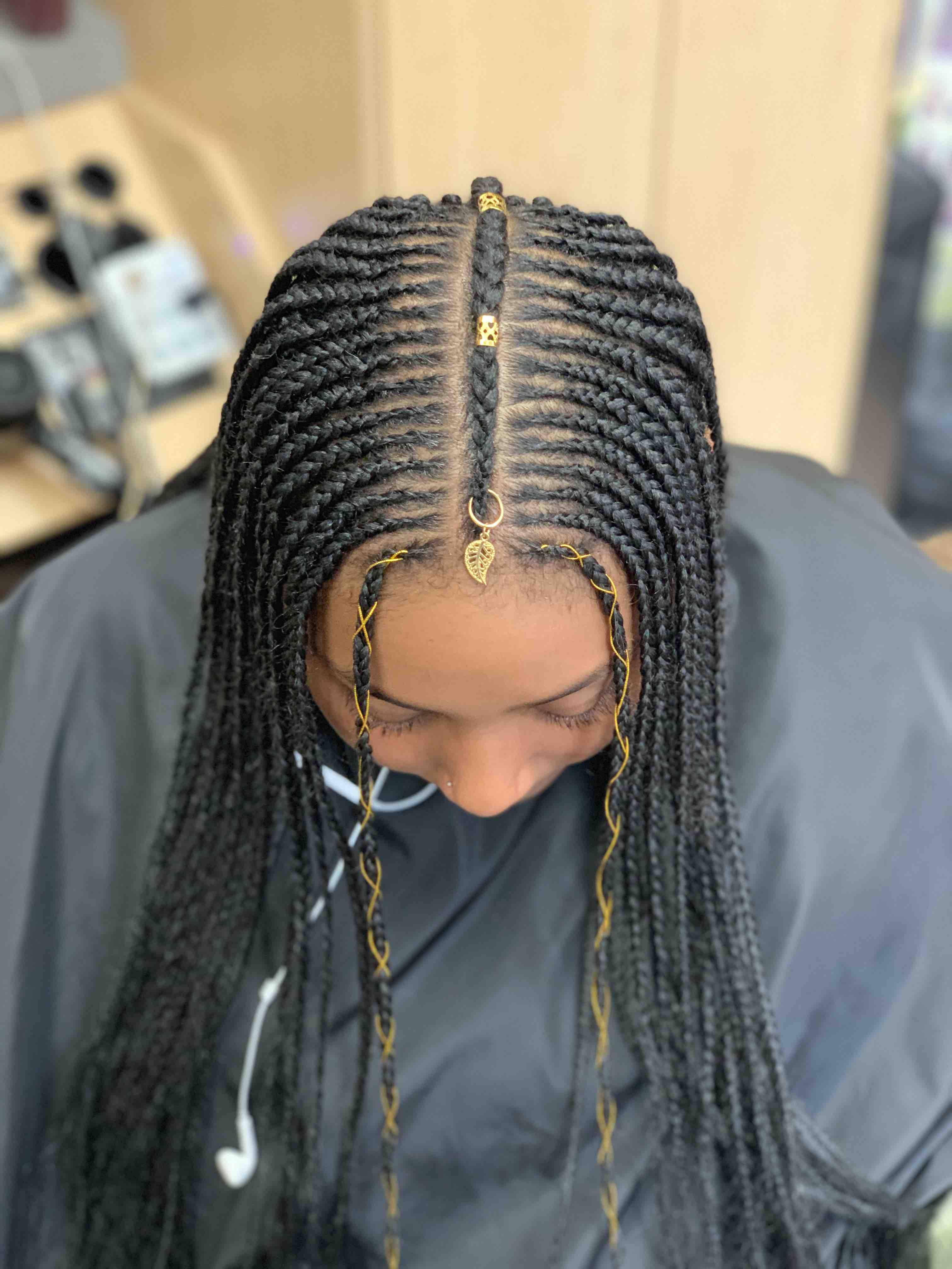 Braids Tribal Feedin 26”