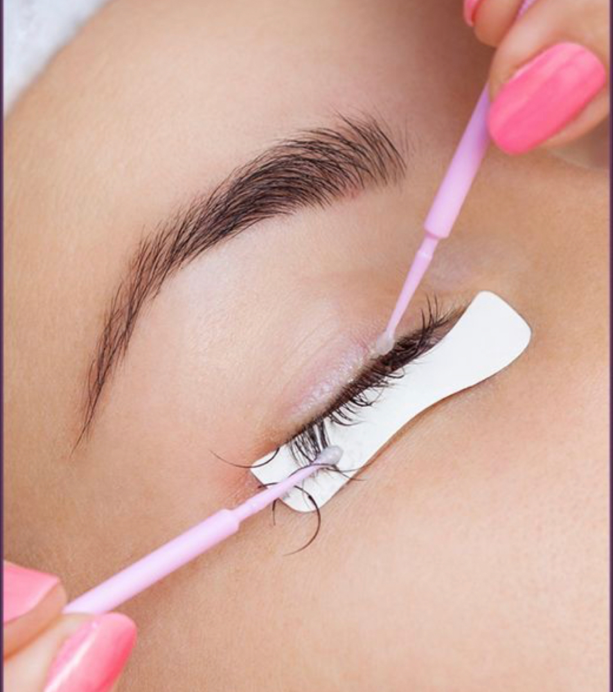 Lash Removal
