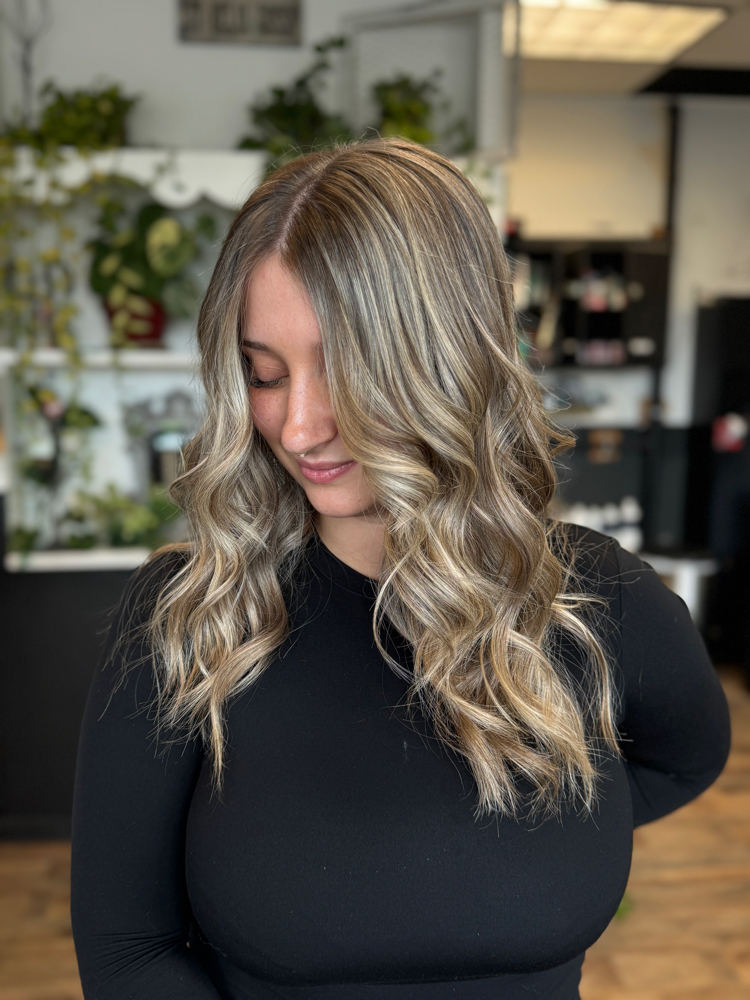 Bombshell Blonde Full