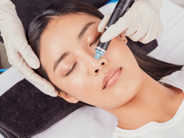 Deluxe HydraFacial