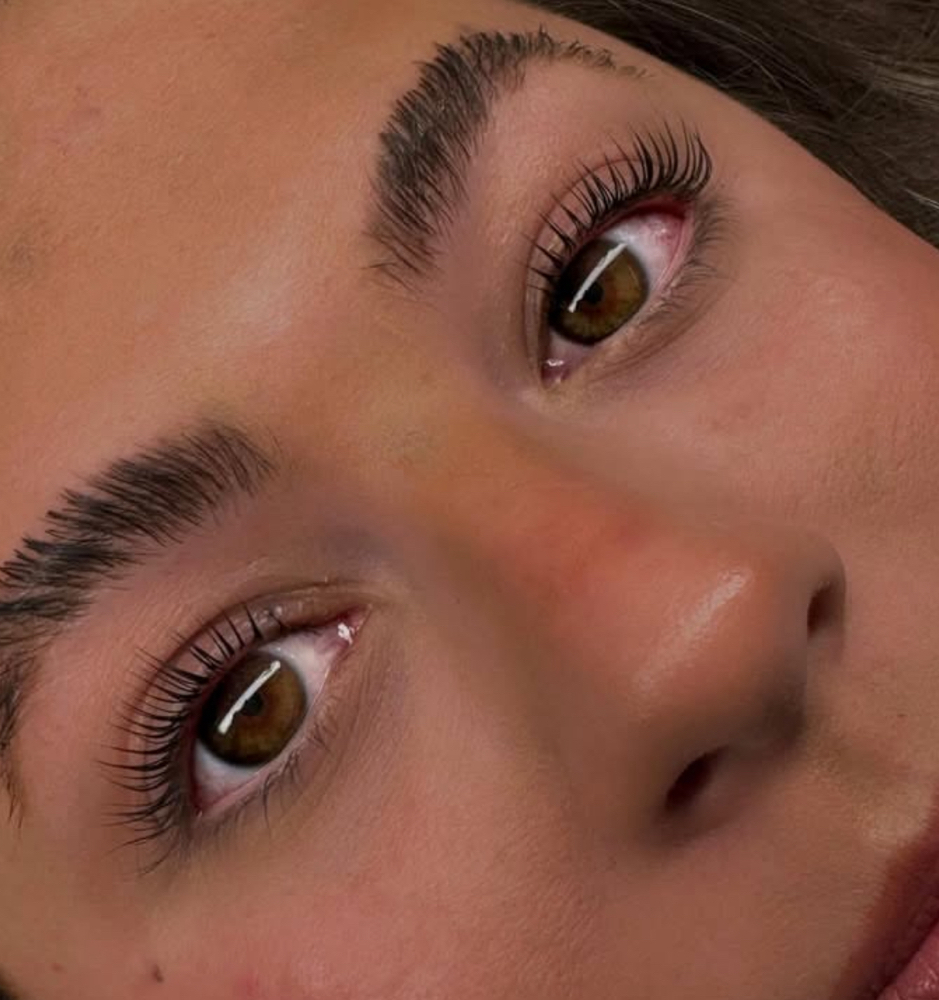 Lash Lift And Tint