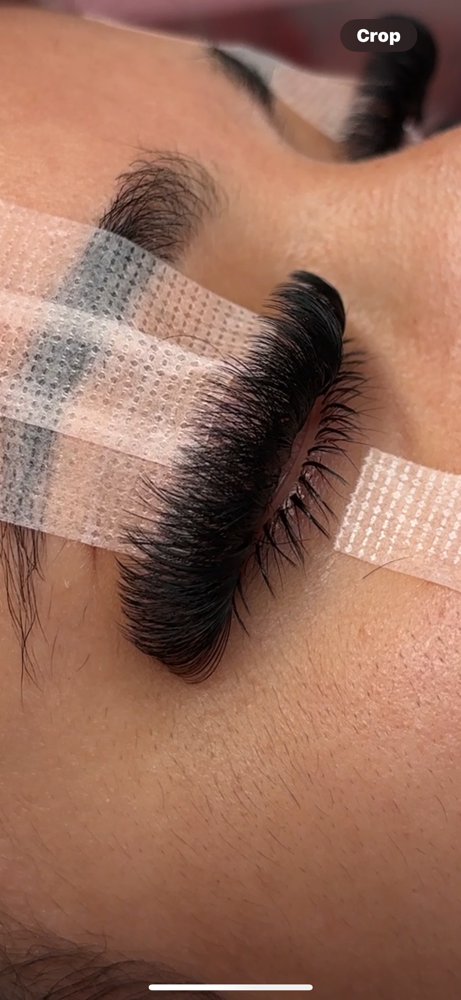 Bottom Lashes at Jay Lashes in Brooklyn, NY