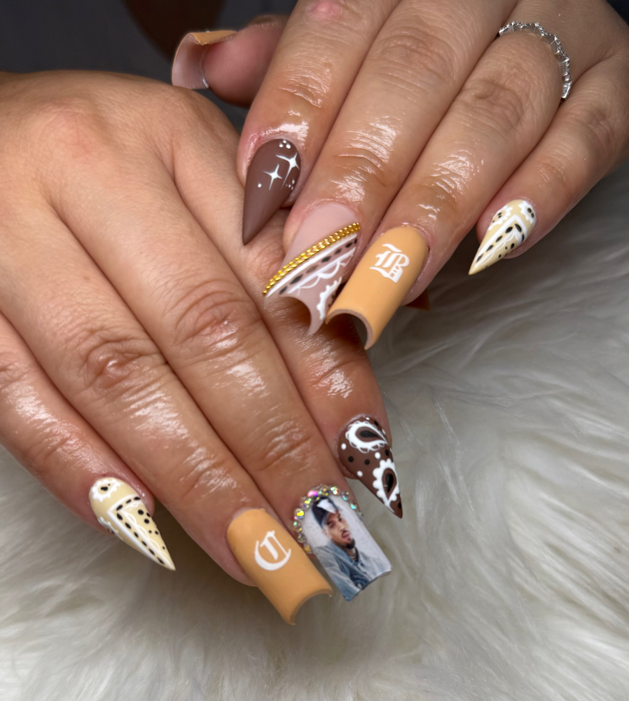 Divina’s VIP After Hours