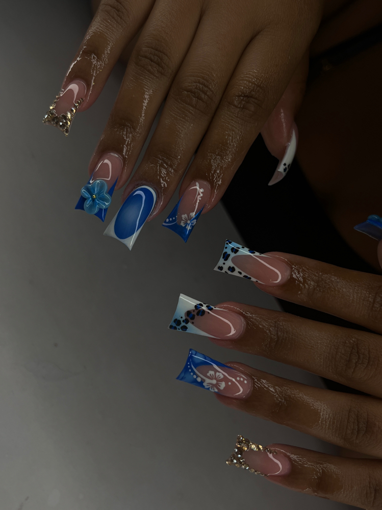 Inspo Set (recreation) at TheNailedXRoom in Sacramento, CA