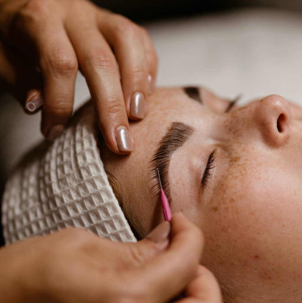 BROW TINT