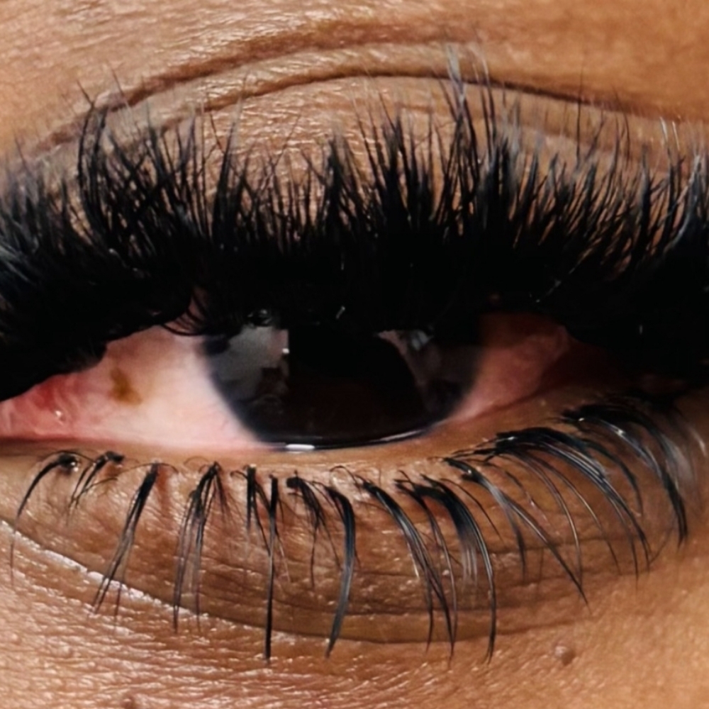 Bottom Lashes Add-on To Full Set at LOOK in San Bernardino, CA