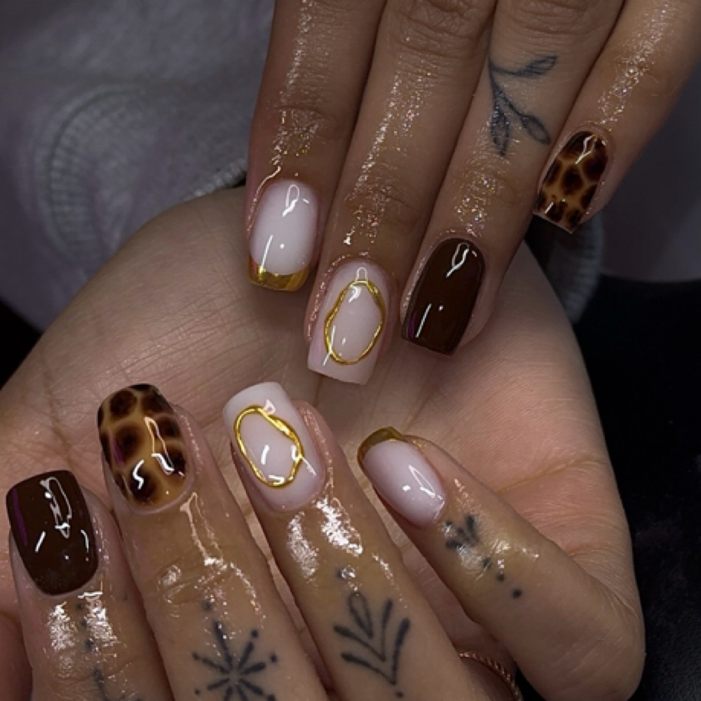 Structured Mani (Lvl 2 Design) at MelodyMakeover in Youngstown, OH