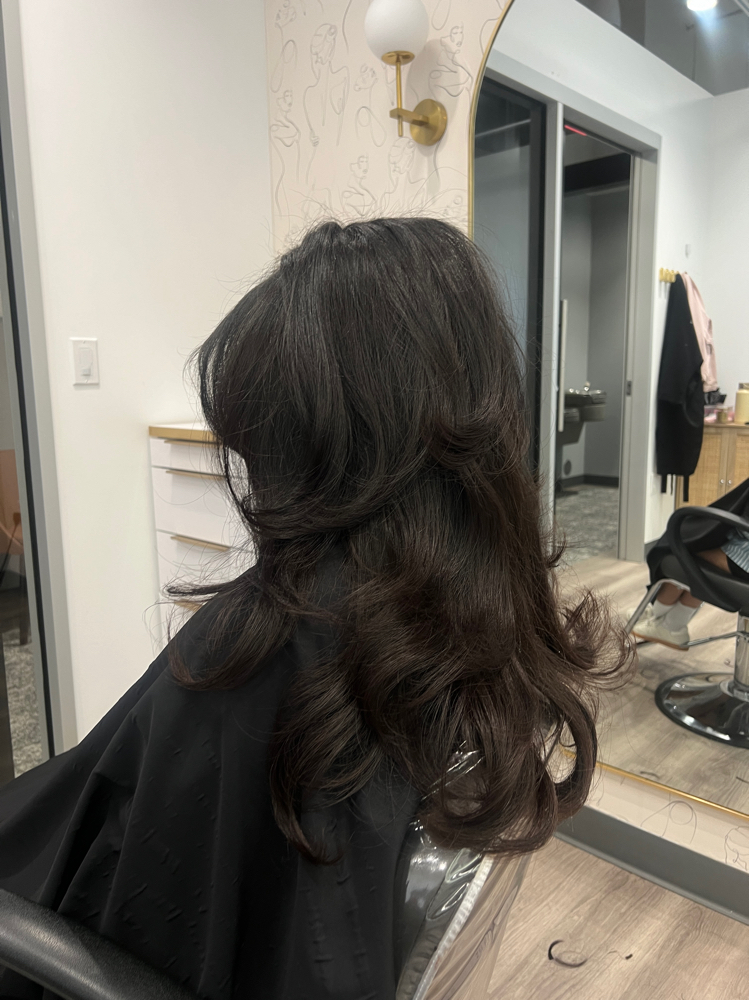 Signature Blowout