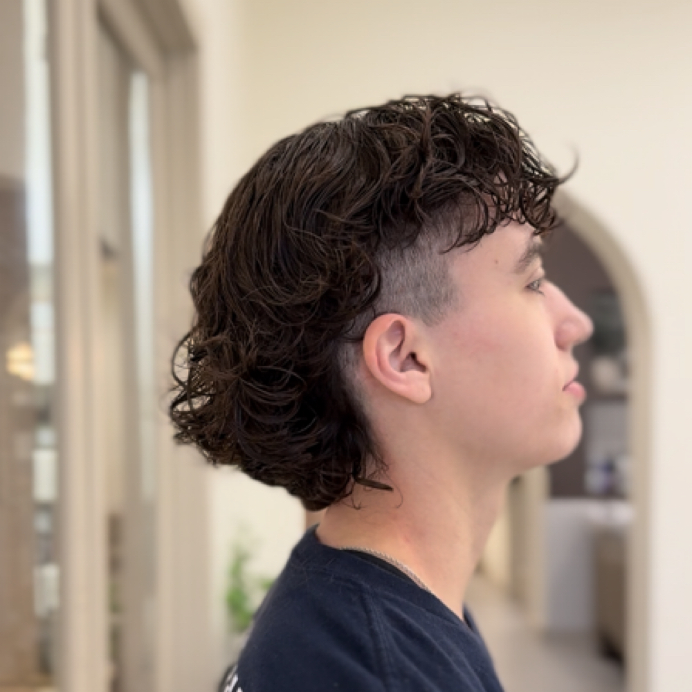 men's haircut at Hairbykenzyc in Longview, TX
