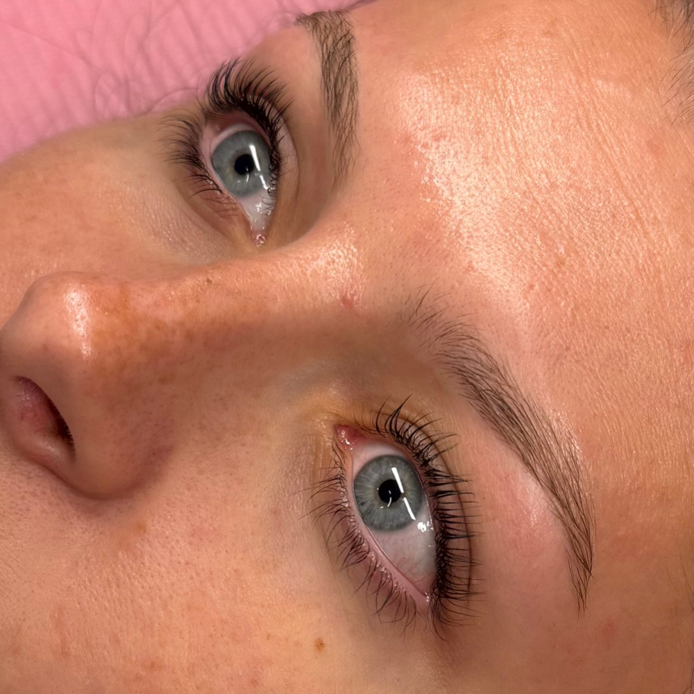 Brow wax at Bunny Beauty in Tampa, FL